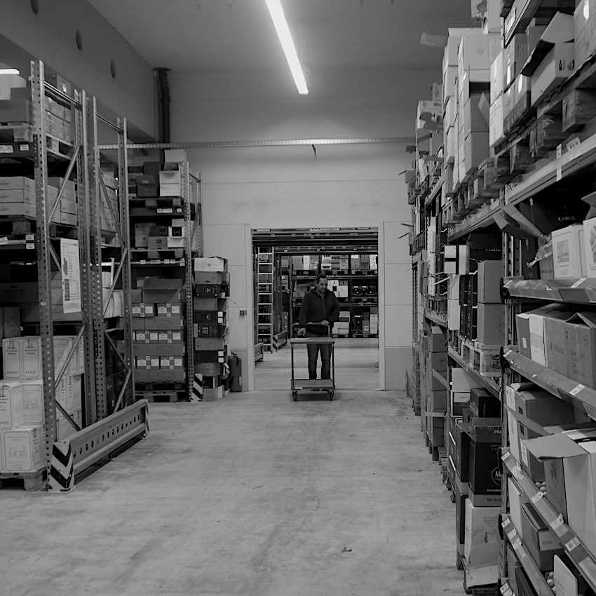 Sorgfältig verpackter Weinversand